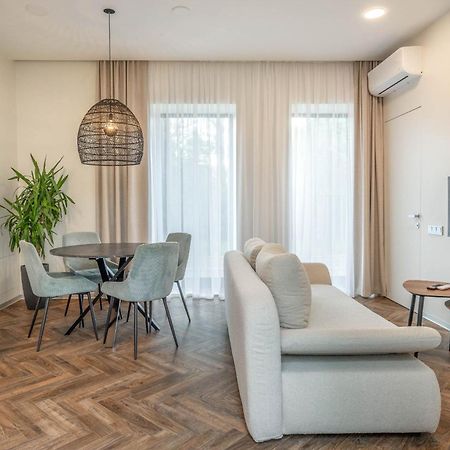 Green House Downtown Apartments With Private Free Parking And Bike Storage Klaipeda Bagian luar foto